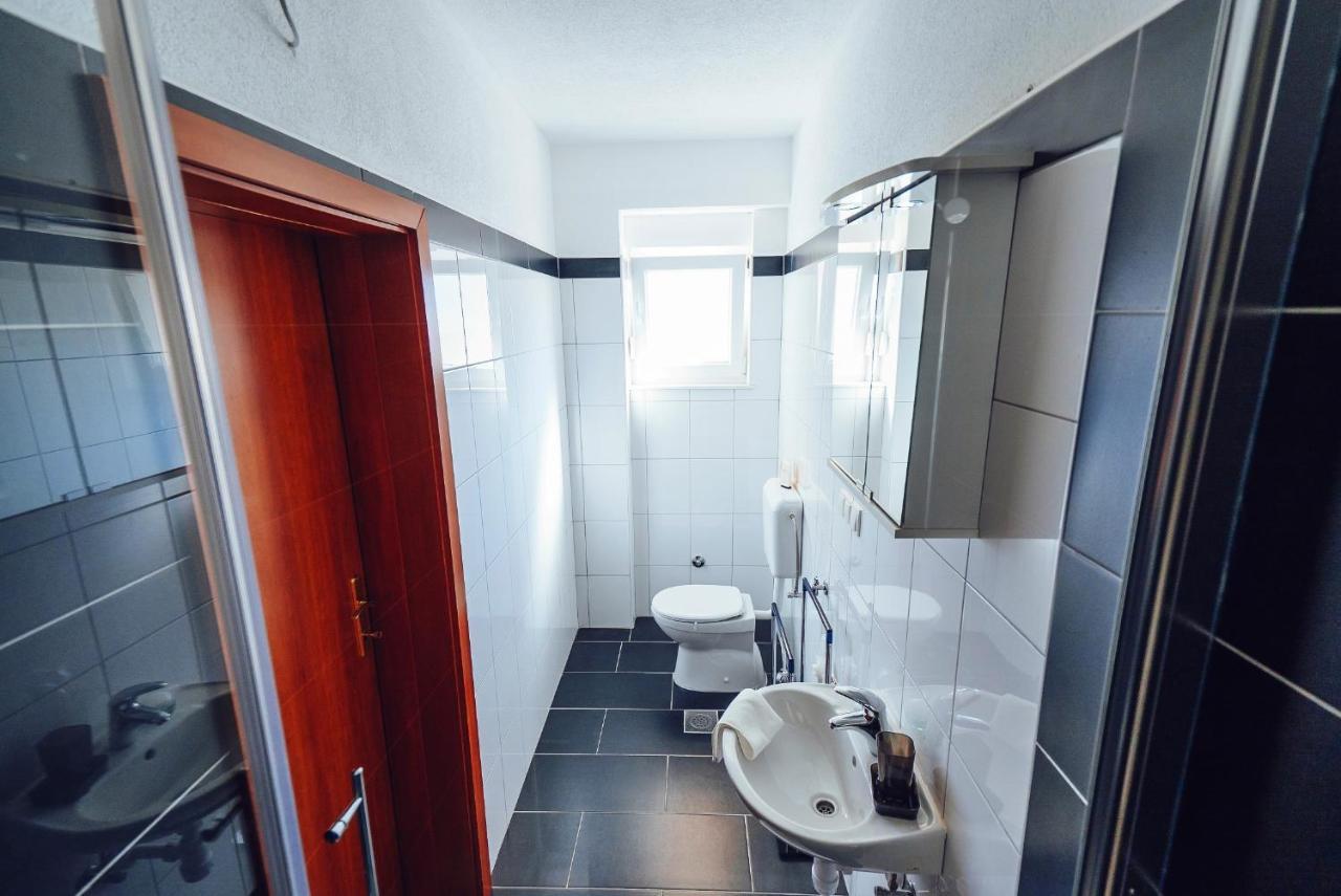 Apartmani Simundic Trogir Eksteriør bilde